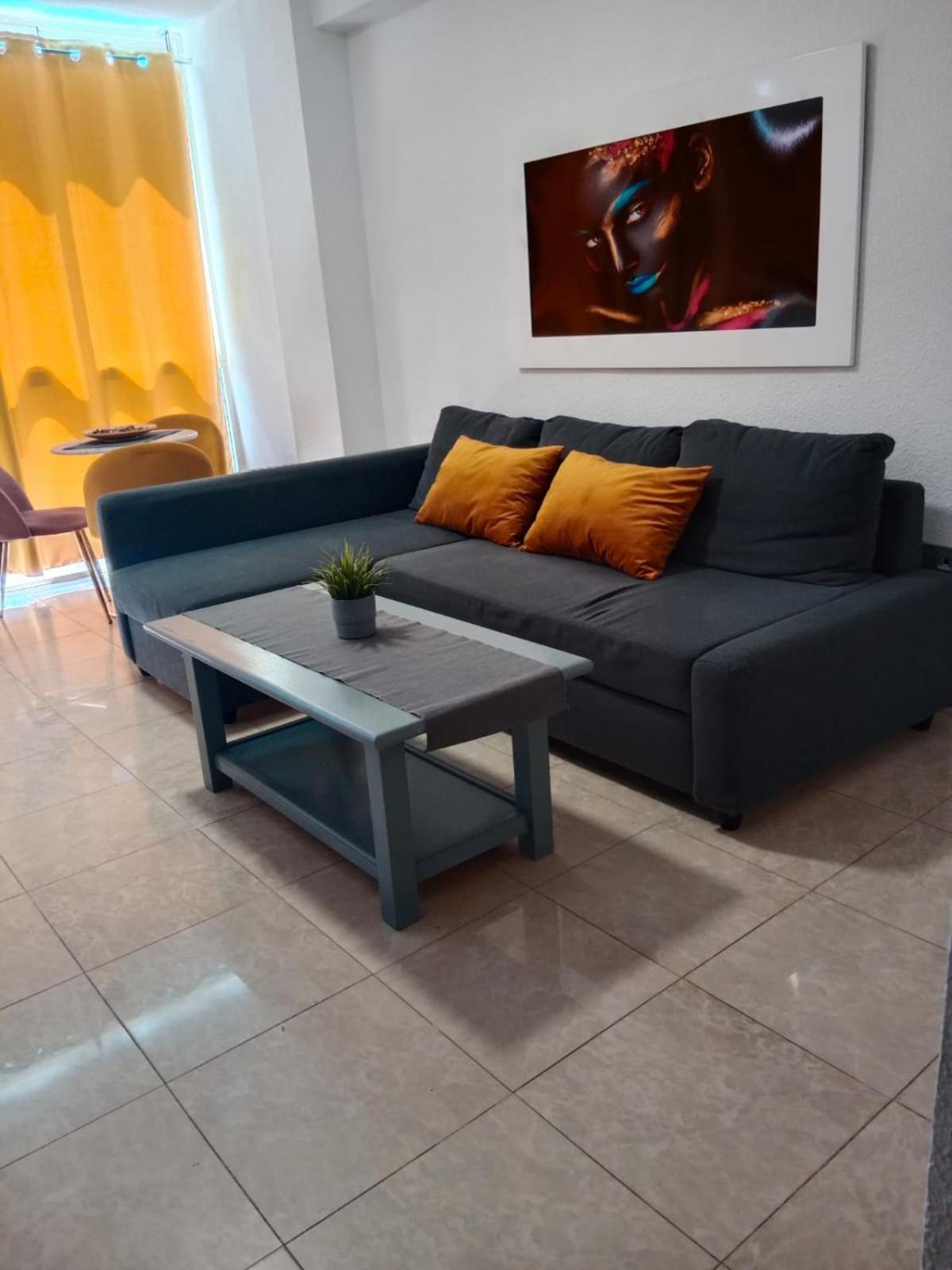 טורמולינוס Apartamentos El Velero חדר תמונה
